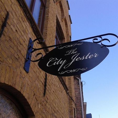 The City Jester อีปส์ ภายนอก รูปภาพ